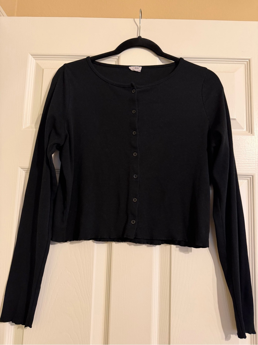Cotton On Long Sleeve Cropped Button Up Tee Black